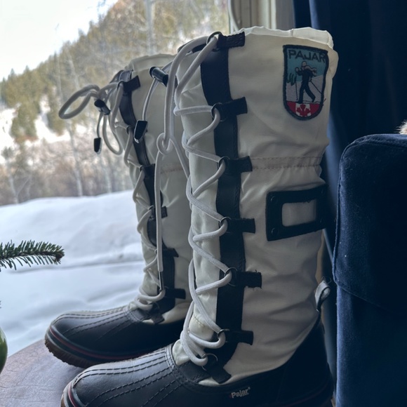 Pajar boots, Tommy Hilfiger boots ,UGG boots - Picture 6 of 11